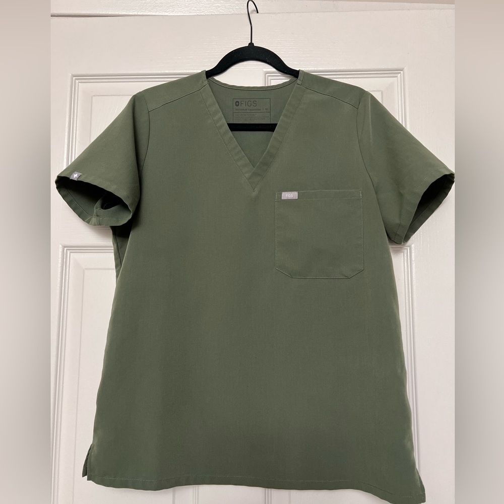 FIGS Catarina Moss Scrub Top - Medium